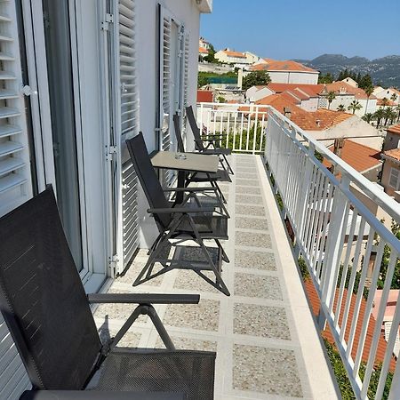 Apartments By The Sea Korcula - 15689 מראה חיצוני תמונה